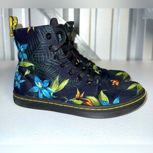 Dr Martens Hackney Tropical Floral High top Boots Size 6